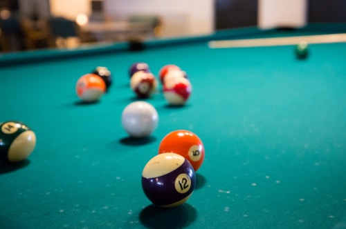 Pool hver torsdag Spil pool i Middelfart hos King Pin Bowl & Diner